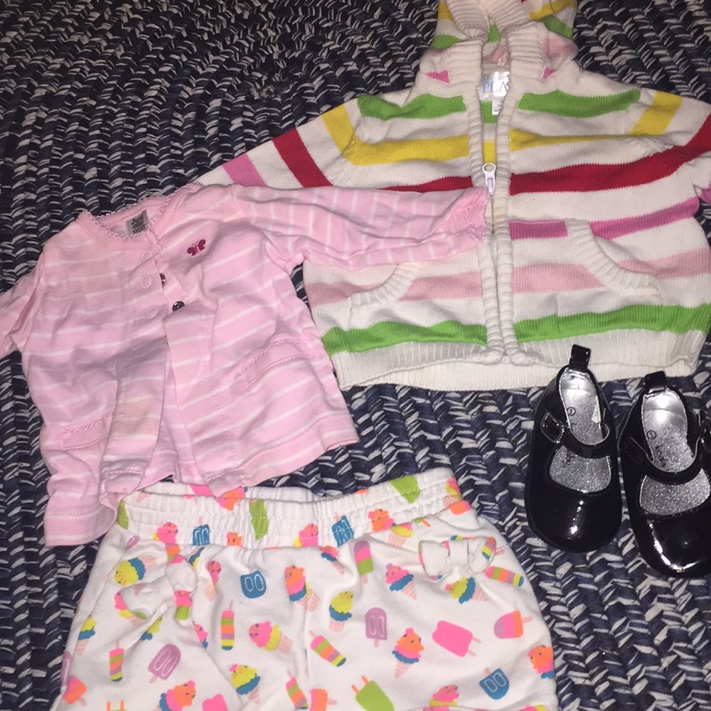 Mix of baby girl clothes